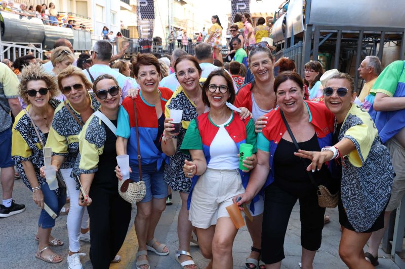 Galeria de fotos (no oficials) del Dia de les Quintades a Pedreguer Galeria de fotos (no oficials) del Dia de les Quintades a Pedreguer